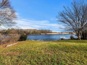 1 Jefferson St, Newburyport MA 01950