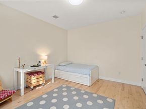 371 Maverick St 2, Boston MA 02128