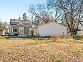 1828 Main St, Concord MA 01742