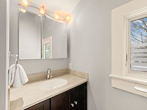 1828 Main St, Concord MA 01742