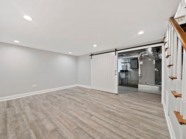 63 Linden Street 1, Wellesley MA 02482