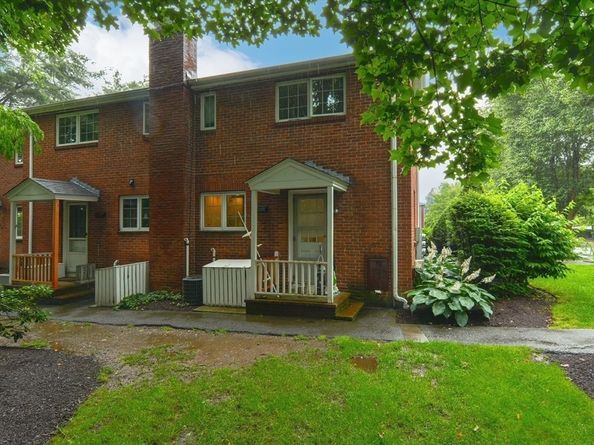 63 Linden Street 1, Wellesley MA 02482