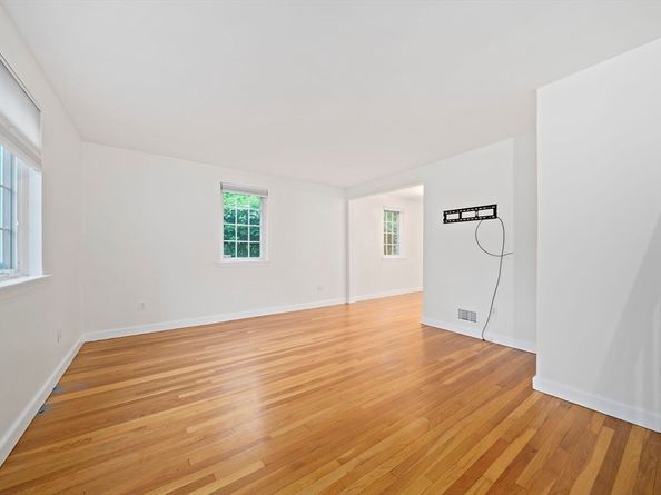 63 Linden Street 1, Wellesley MA 02482