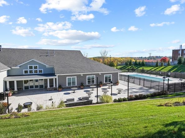 2 Talbot Way 2208, Westborough MA 01581