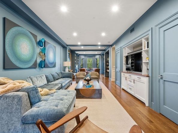 288 Commonwealth Ave 3, Boston MA 02115