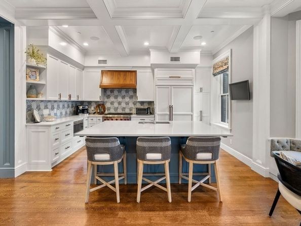 288 Commonwealth Ave 3, Boston MA 02115