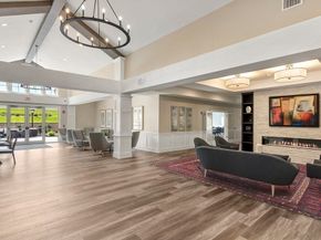 2 Codman Way 402, Westborough MA 01581