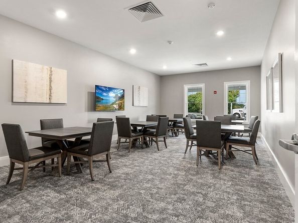 2 Codman Way 402, Westborough MA 01581