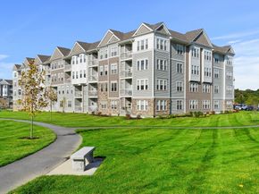 2 Codman Way 402, Westborough MA 01581