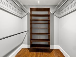 360 W 2nd St 14, Boston MA 02127