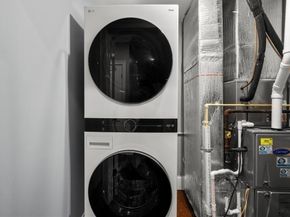 360 W 2nd St 14, Boston MA 02127