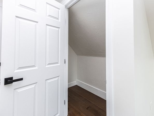 40 Devon St 3, Boston MA 02121