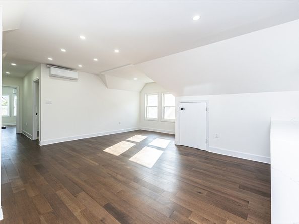 40 Devon St 3, Boston MA 02121