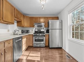 41 Ledgecrest Drive, Worcester MA 01603