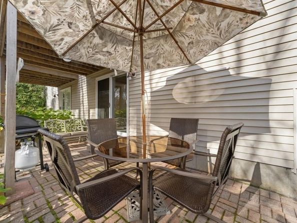 41 Ledgecrest Drive, Worcester MA 01603