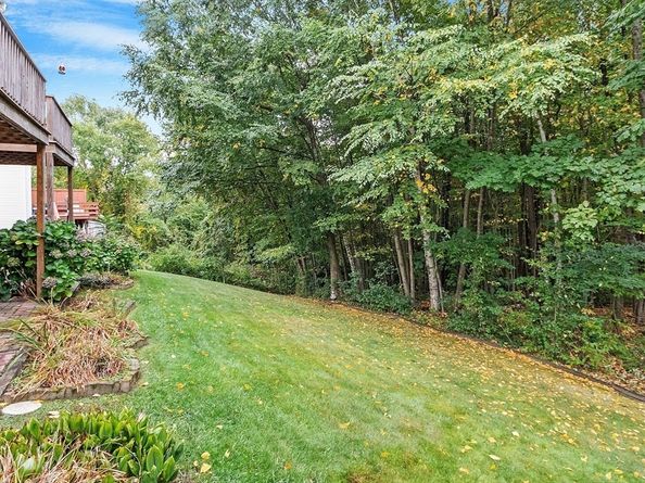 41 Ledgecrest Drive, Worcester MA 01603