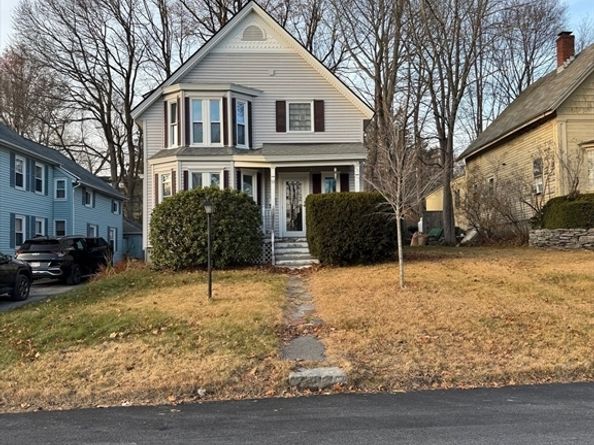 93 Cross St, Gardner MA 01440