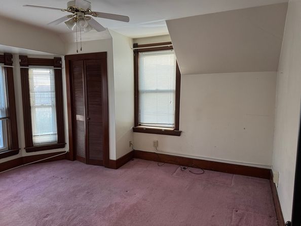 93 Cross St, Gardner MA 01440