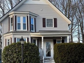 93 Cross St, Gardner MA 01440