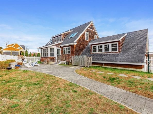 222 High Rd, Newbury MA 01951