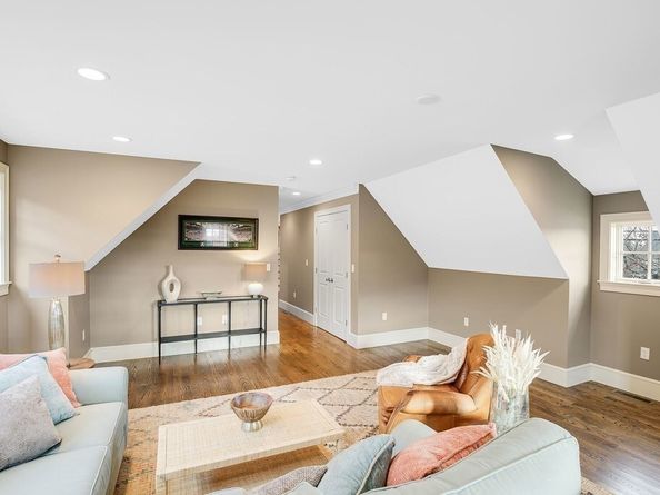 222 High Rd, Newbury MA 01951