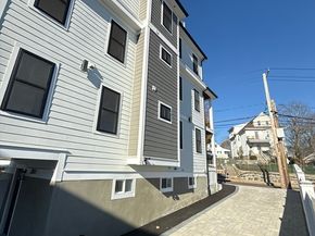469 Washington Ave, Chelsea MA 02150