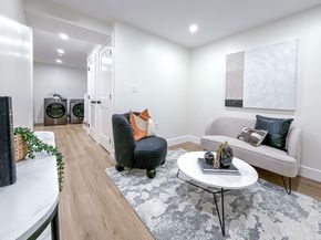 469 Washington Ave, Chelsea MA 02150