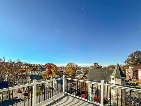 469 Washington Ave, Chelsea MA 02150