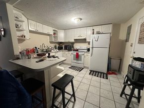 232 Low Street 7, Newburyport MA 01950