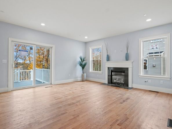 21 Derby Dr 21, Woburn MA 01801