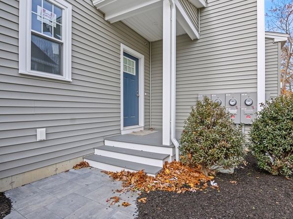 21 Derby Dr 21, Woburn MA 01801