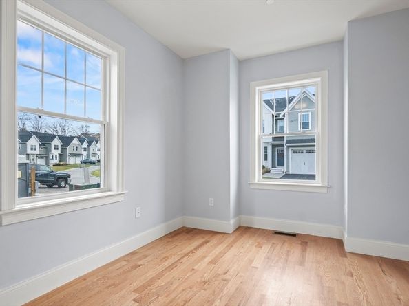 21 Derby Dr 21, Woburn MA 01801