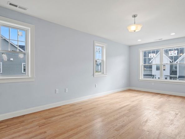 21 Derby Dr 21, Woburn MA 01801