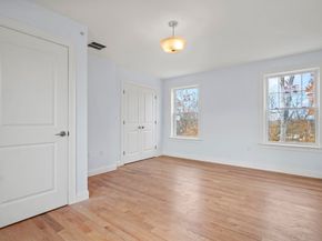 21 Derby Dr 21, Woburn MA 01801