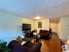 33 Cary Ave 11, Chelsea MA 02150