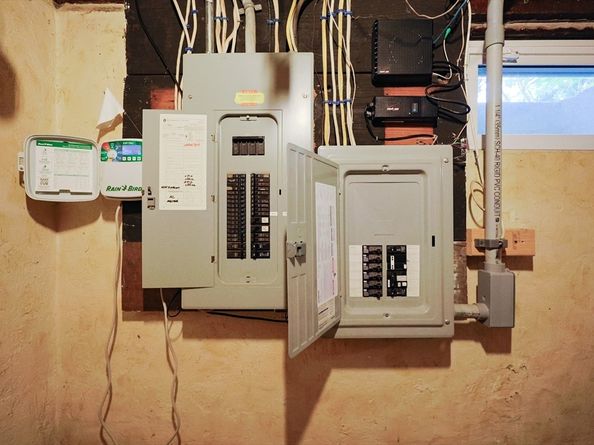 25 Brewster Rd, Framingham MA 01702