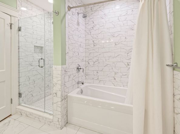 57 Berwick St, Worcester MA 01602