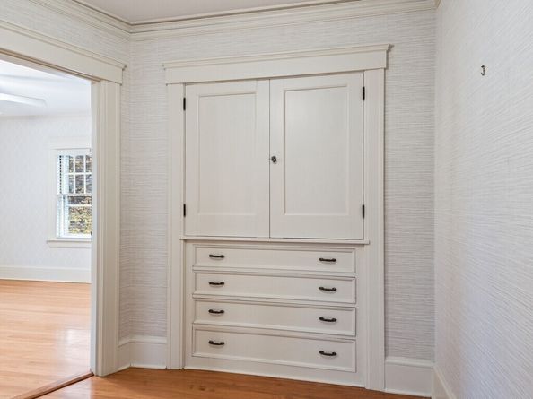 57 Berwick St, Worcester MA 01602