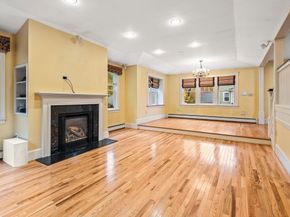 57 Berwick St, Worcester MA 01602