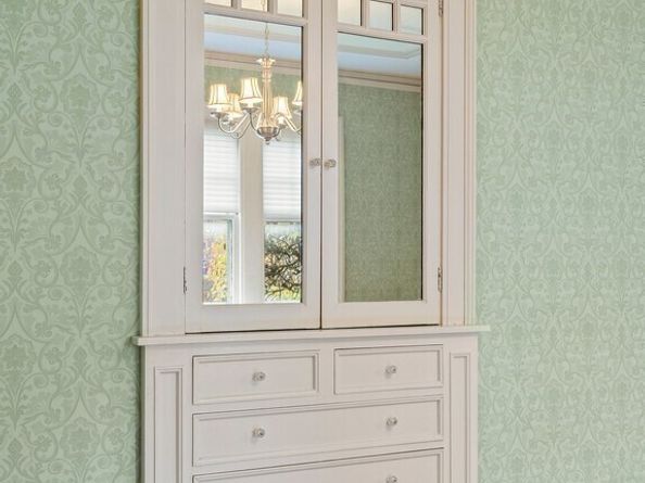 57 Berwick St, Worcester MA 01602