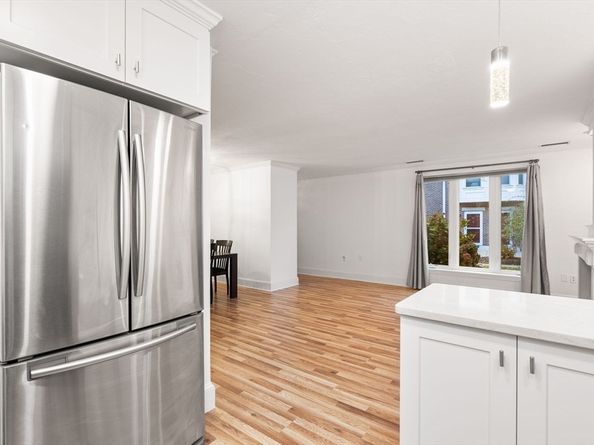 166 Quincy Shore Dr 108, Quincy MA 02171