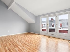 166 Quincy Shore Dr 108, Quincy MA 02171