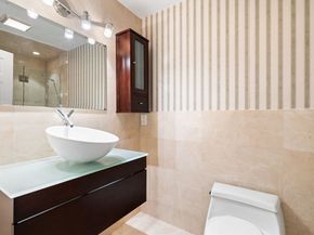 166 Quincy Shore Dr 108, Quincy MA 02171