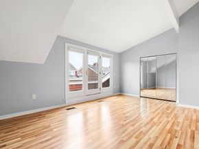 166 Quincy Shore Dr 108, Quincy MA 02171