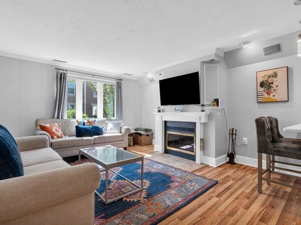 166 Quincy Shore Dr 108, Quincy MA 02171