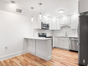 166 Quincy Shore Dr 108, Quincy MA 02171