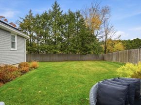 61 Spofford St, Newburyport MA 01950