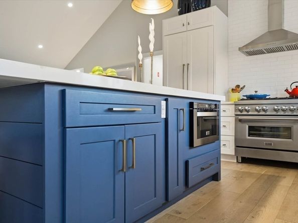 61 Spofford St, Newburyport MA 01950