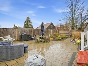 61 Spofford St, Newburyport MA 01950