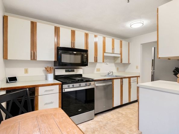 5 Oak Ridge Dr 7, Maynard MA 01754